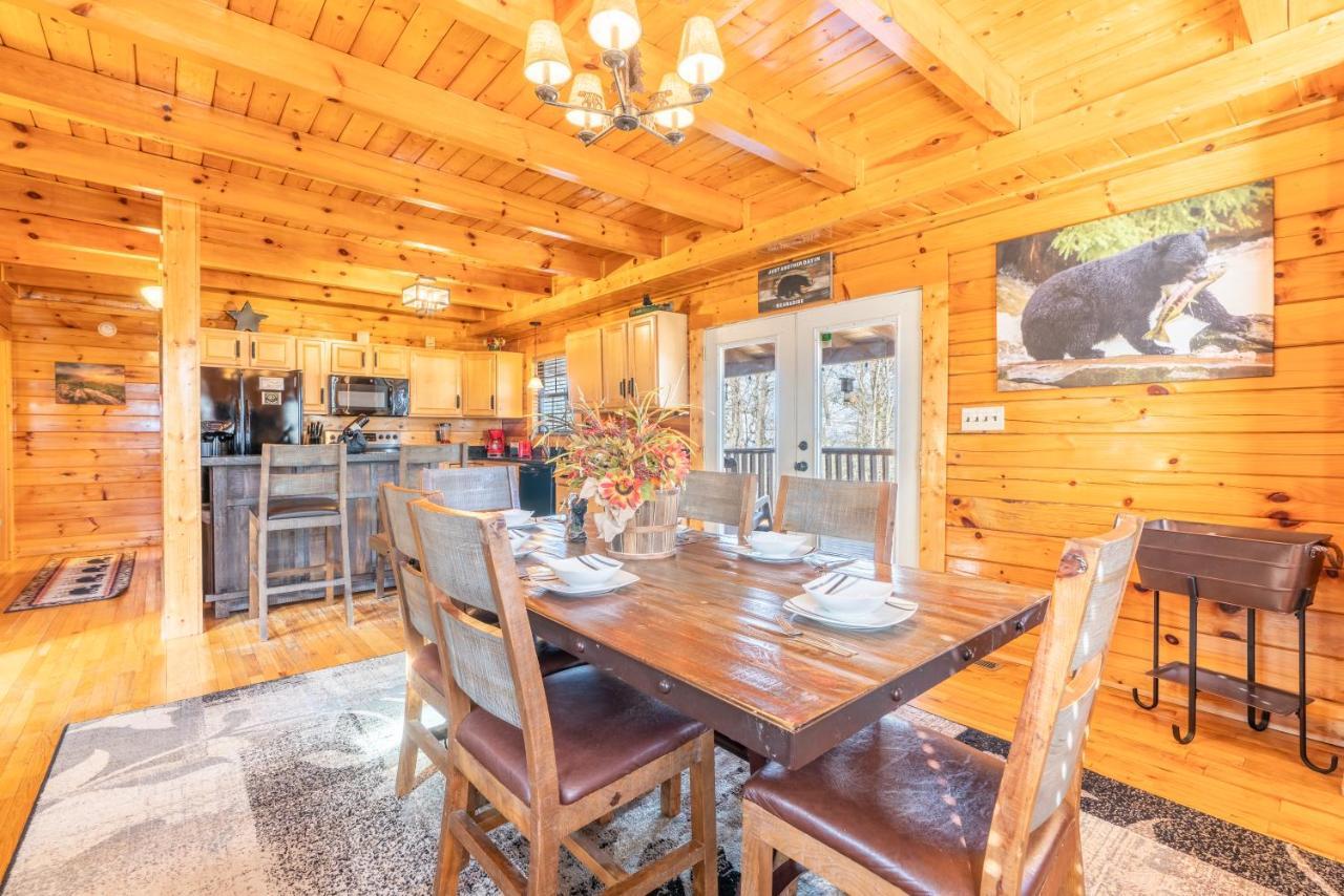 Comfort Cabin Bearway To Heaven W Private Hot Tub Pigeon Forge Eksteriør billede