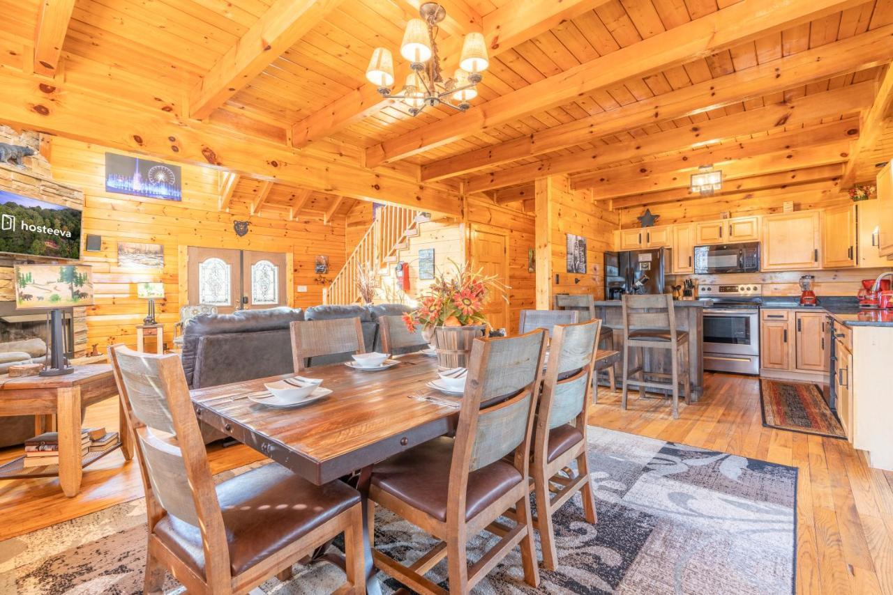 Comfort Cabin Bearway To Heaven W Private Hot Tub Pigeon Forge Eksteriør billede