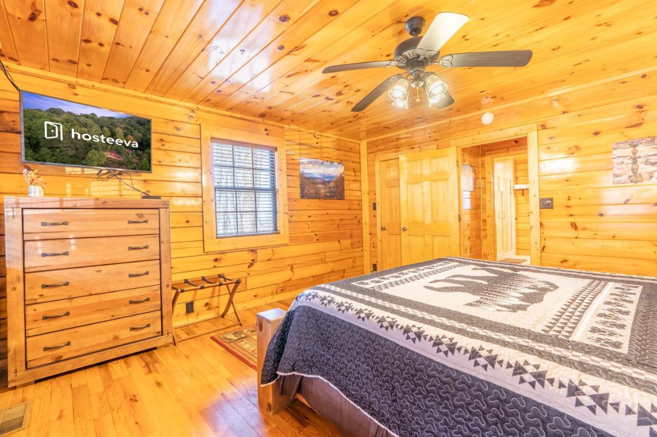 Comfort Cabin Bearway To Heaven W Private Hot Tub Pigeon Forge Eksteriør billede
