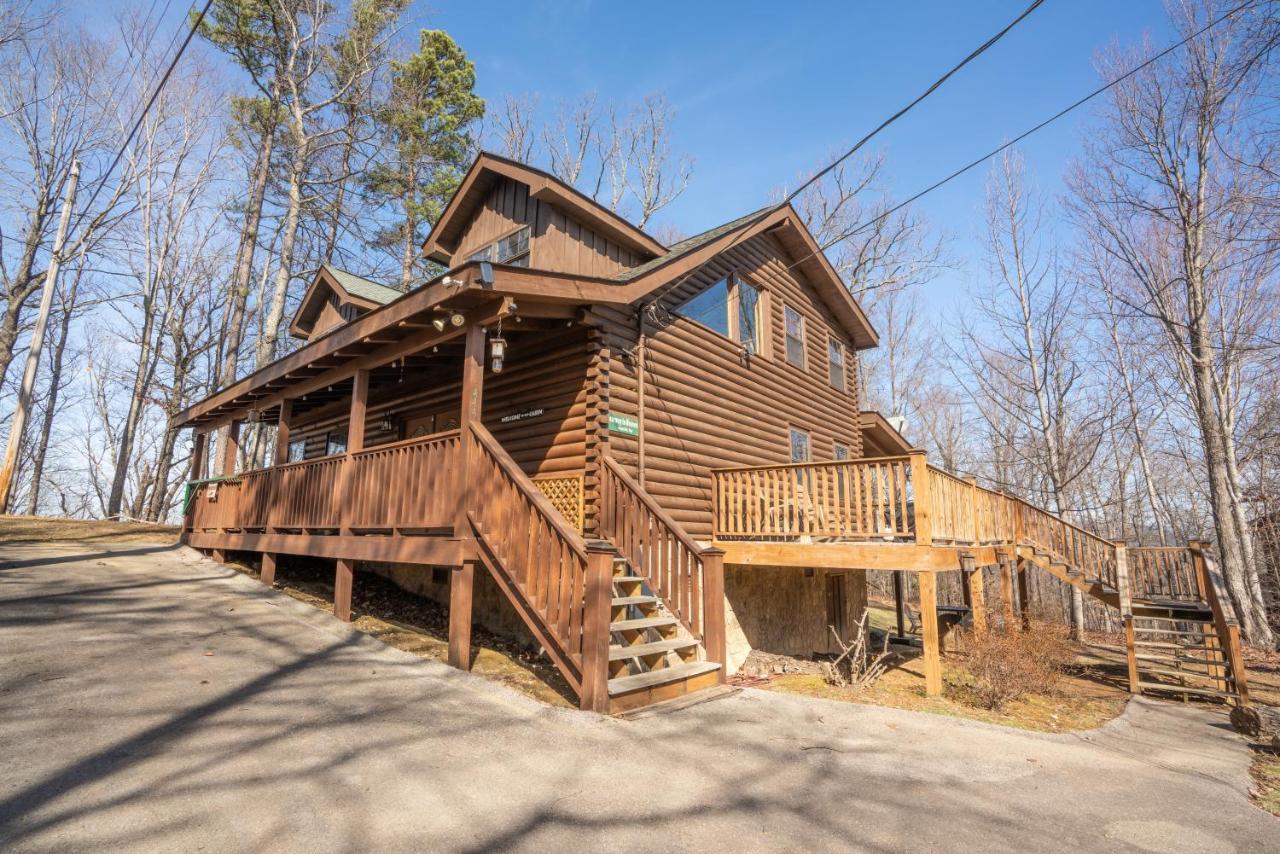 Comfort Cabin Bearway To Heaven W Private Hot Tub Pigeon Forge Eksteriør billede