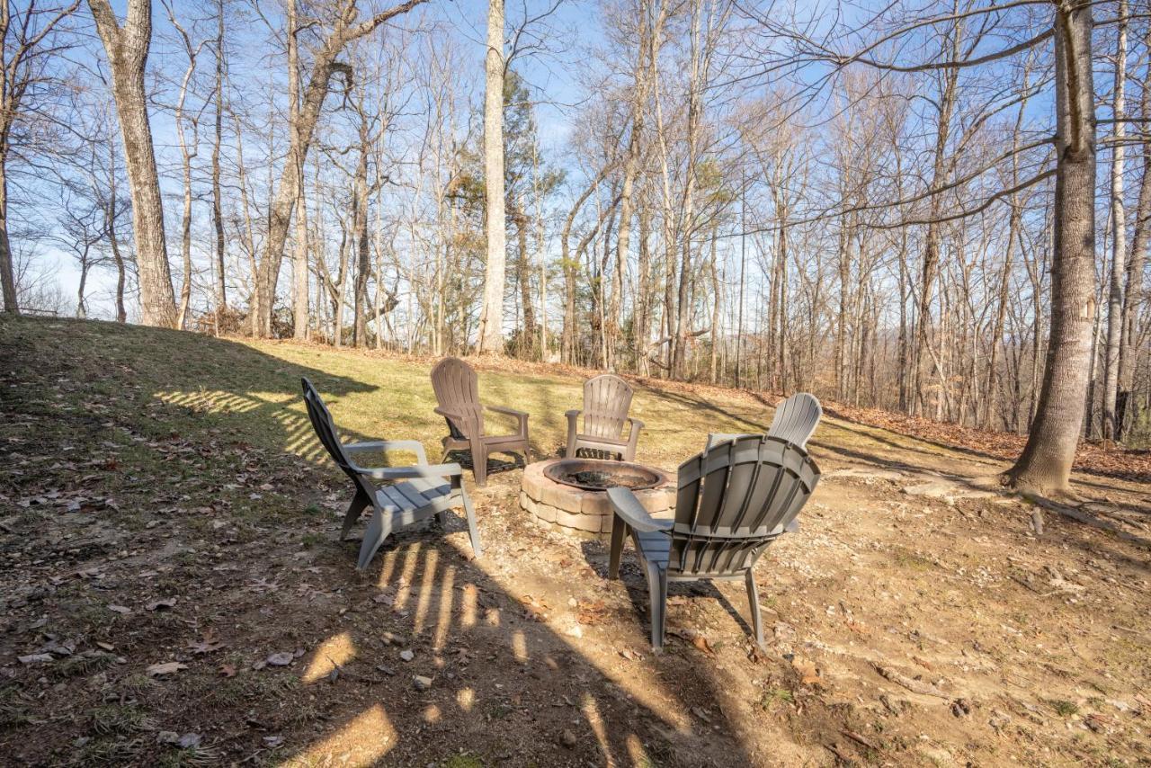 Comfort Cabin Bearway To Heaven W Private Hot Tub Pigeon Forge Eksteriør billede