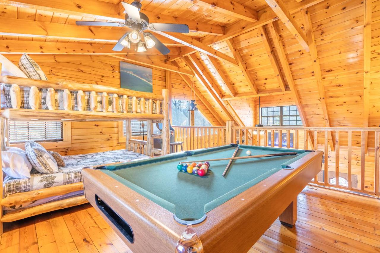 Comfort Cabin Bearway To Heaven W Private Hot Tub Pigeon Forge Eksteriør billede