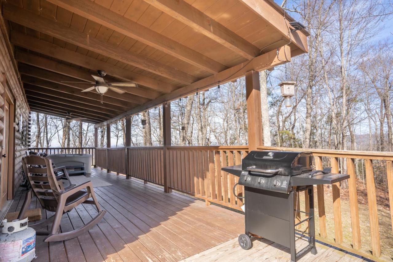Comfort Cabin Bearway To Heaven W Private Hot Tub Pigeon Forge Eksteriør billede